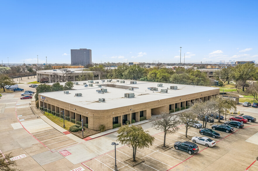 9250 Amberton Pky, Dallas, TX for lease - Building Photo - Image 1 of 4