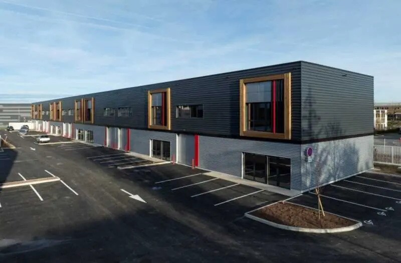 10-14 Rue De Bretagne, Saint-Quentin-Fallavier for lease - Building Photo - Image 2 of 15