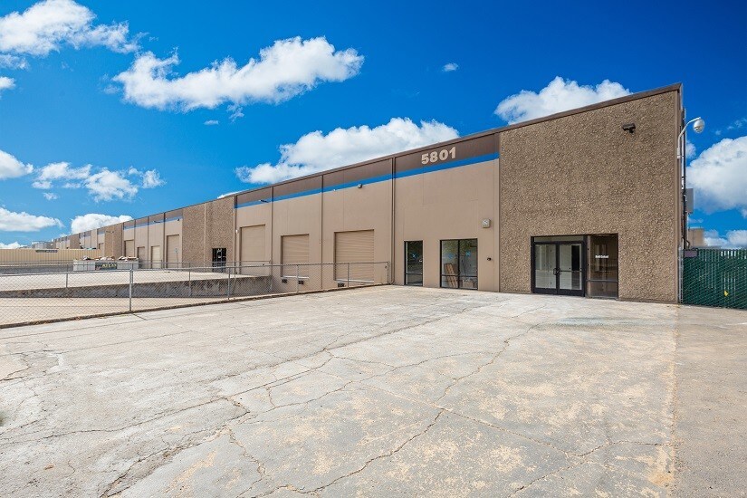 5801 Warehouse Way, Sacramento, CA 95826