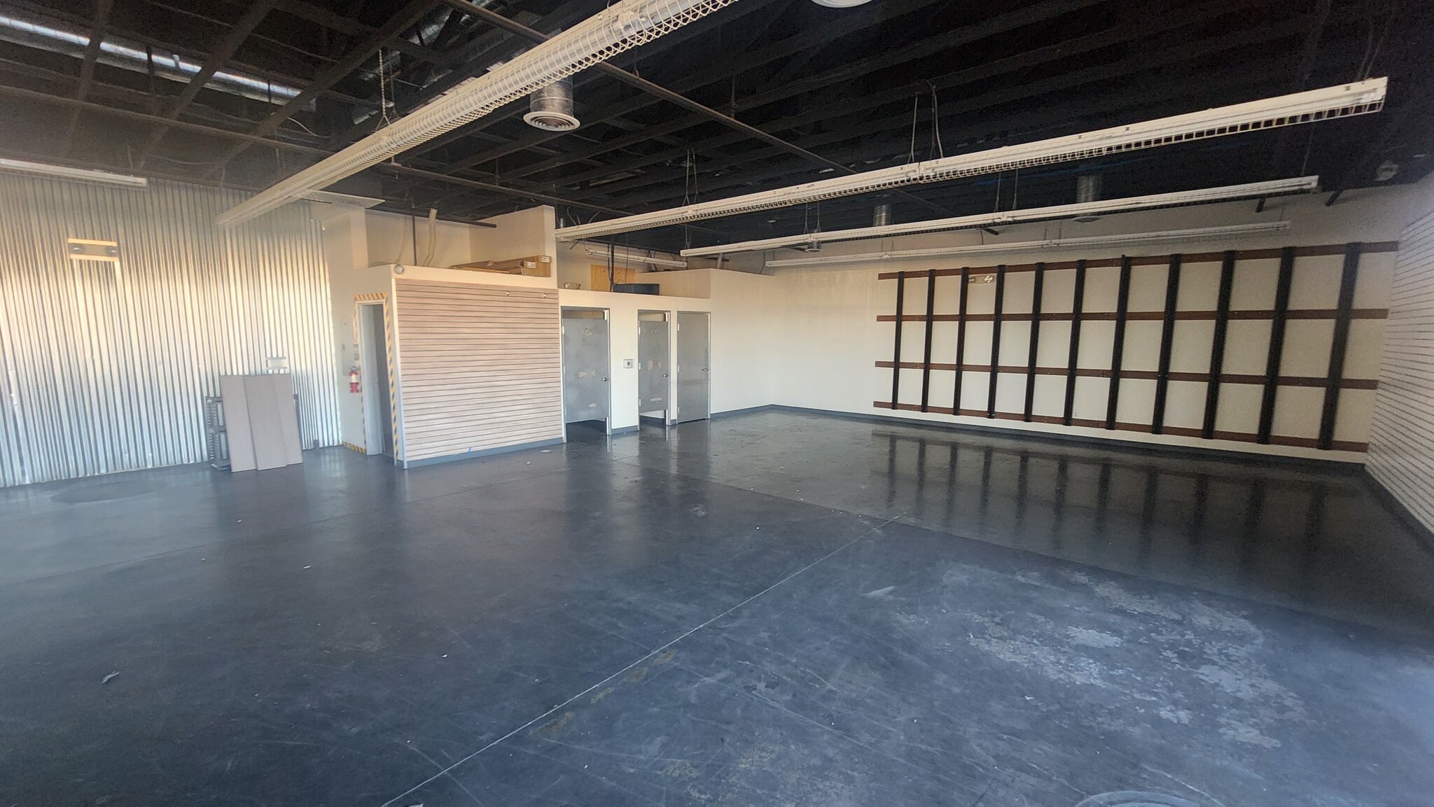 4250 E Bonanza Rd, Las Vegas, NV for lease Interior Photo- Image 1 of 7