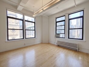 267 Fifth Ave, New York, NY for lease Interior Photo- Image 2 of 5