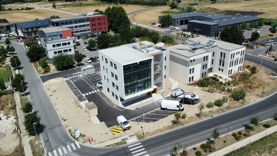 Office in Avignon for sale - Building Photo - Image 2 of 12