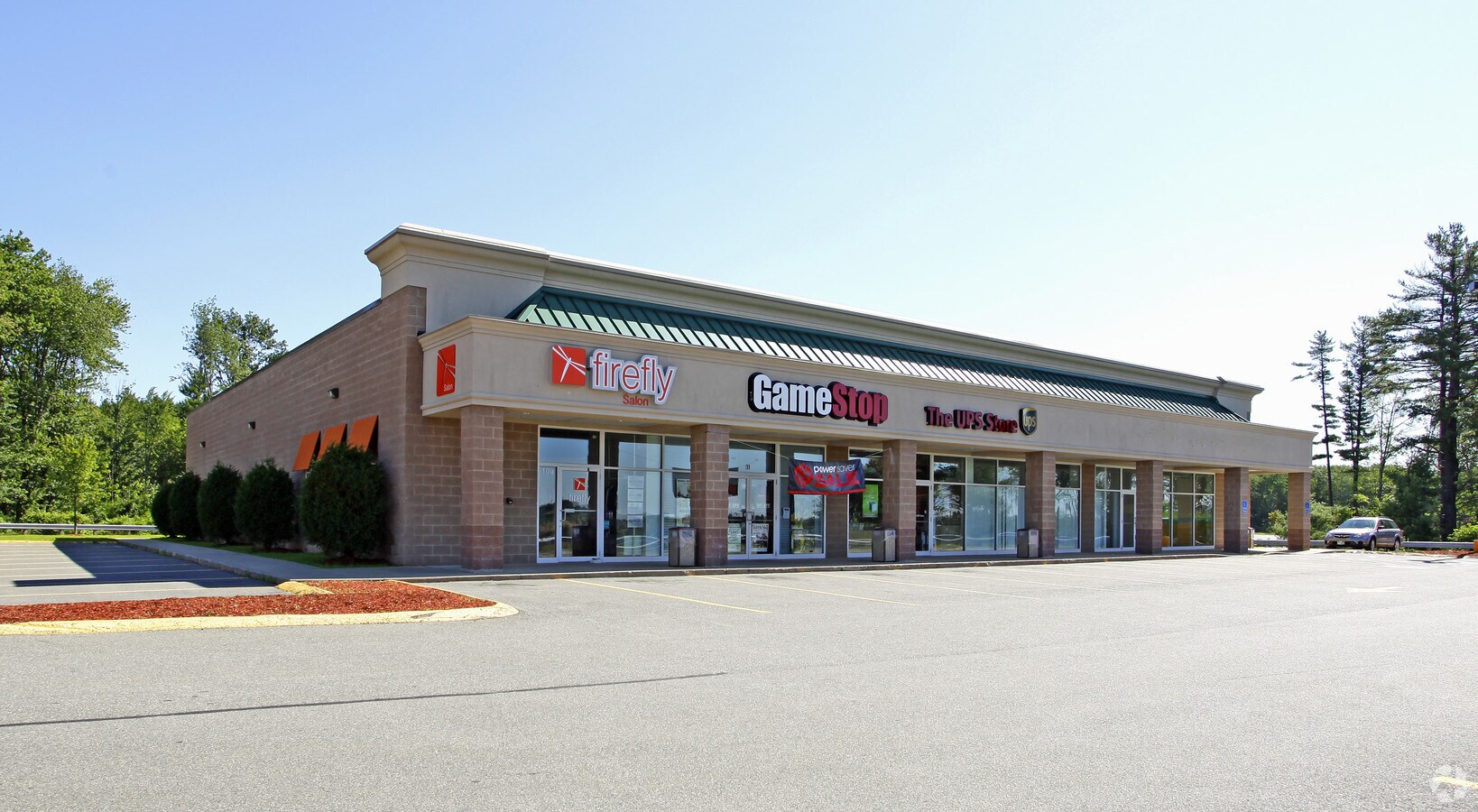 35 Manchester Rd, Derry, NH 03038