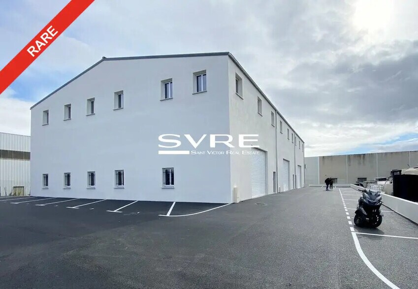 Industrial in Vitrolles for lease - Building Photo - Image 3 of 3