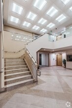 200 New Stine Rd, Bakersfield, CA for lease Interior Photo- Image 1 of 7