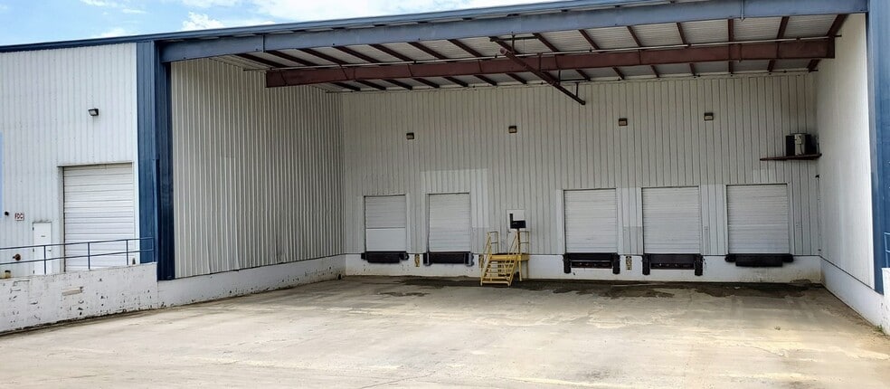 201 Regional Pky, Orangeburg, SC for lease - Building Photo - Image 2 of 7
