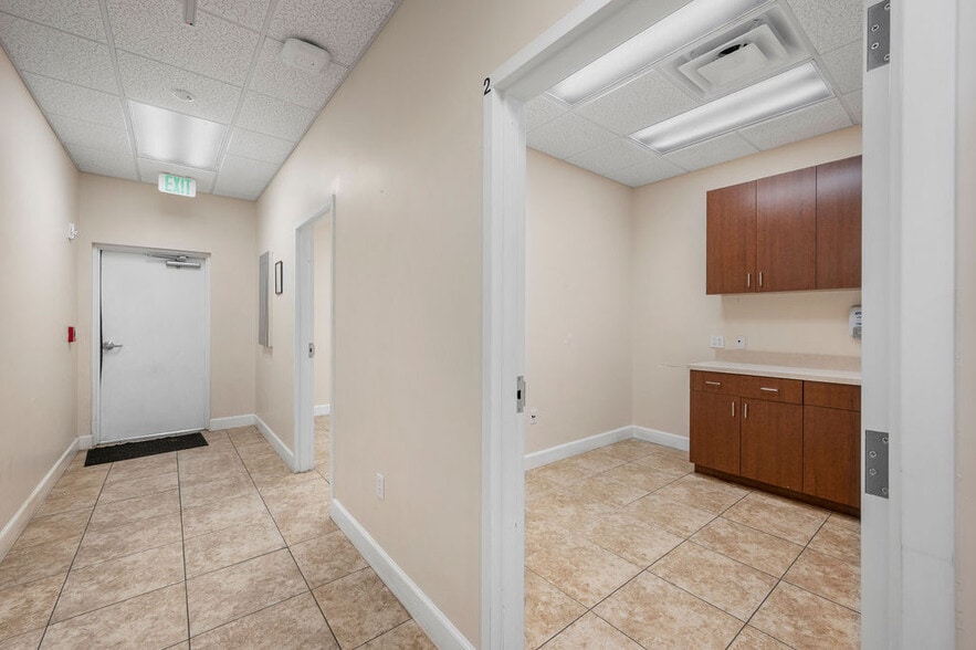 1713 US Highway 441 N, Okeechobee, FL for lease - Interior Photo - Image 2 of 30
