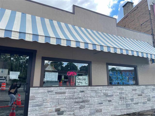 654 Broadway, Kingston, NY for sale - Primary Photo - Image 1 of 1