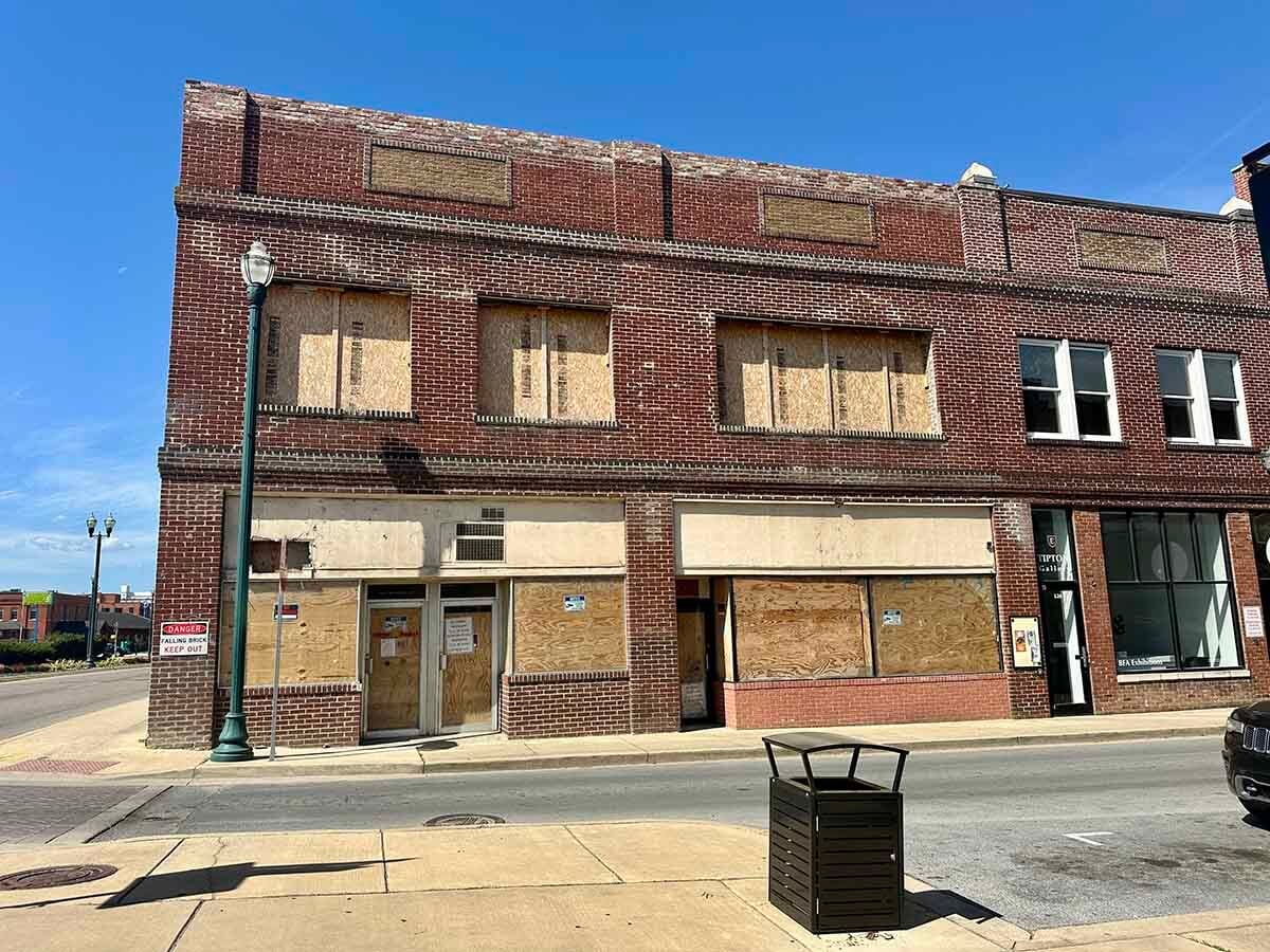 130 Spring St, Johnson City, TN for lease Building Photo- Image 1 of 3
