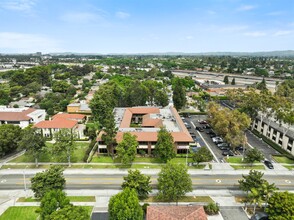 1633 E 4th St, Santa Ana, CA - aerial  map view