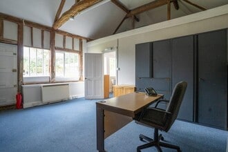 Peper Harow, Godalming for lease Interior Photo- Image 2 of 2