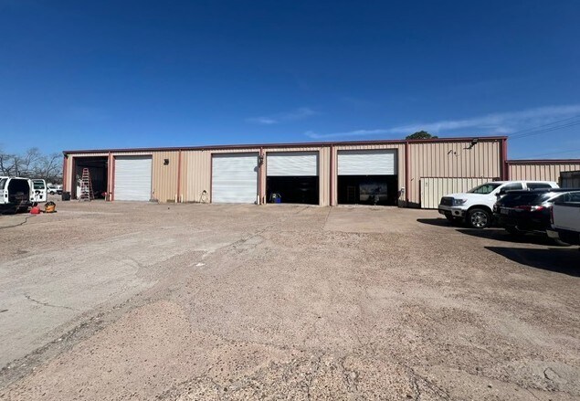 1967 Bingle Rd, Houston, TX for lease Building Photo- Image 1 of 9