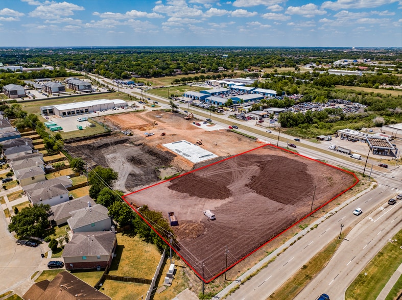 13405 W Bellfort Ave, Sugar Land, TX for sale - Primary Photo - Image 1 of 3