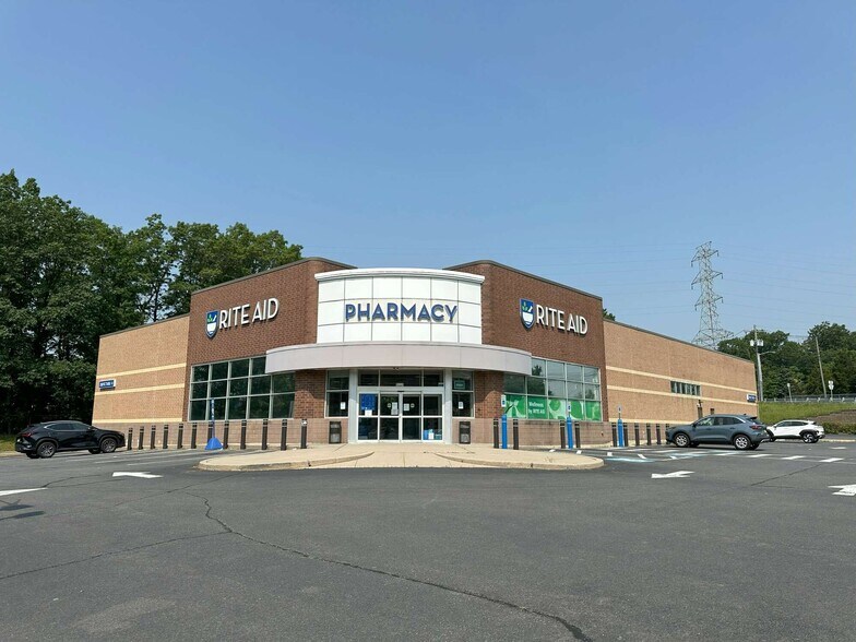 3553 Washington Rd, Parlin, NJ for lease - Primary Photo - Image 1 of 6