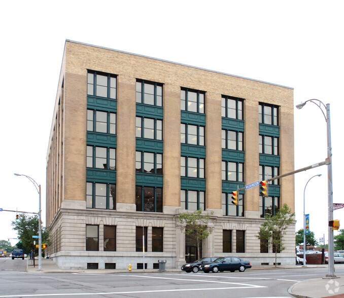 155 W Main St, Rochester, NY for lease - Building Photo - Image 3 of 11