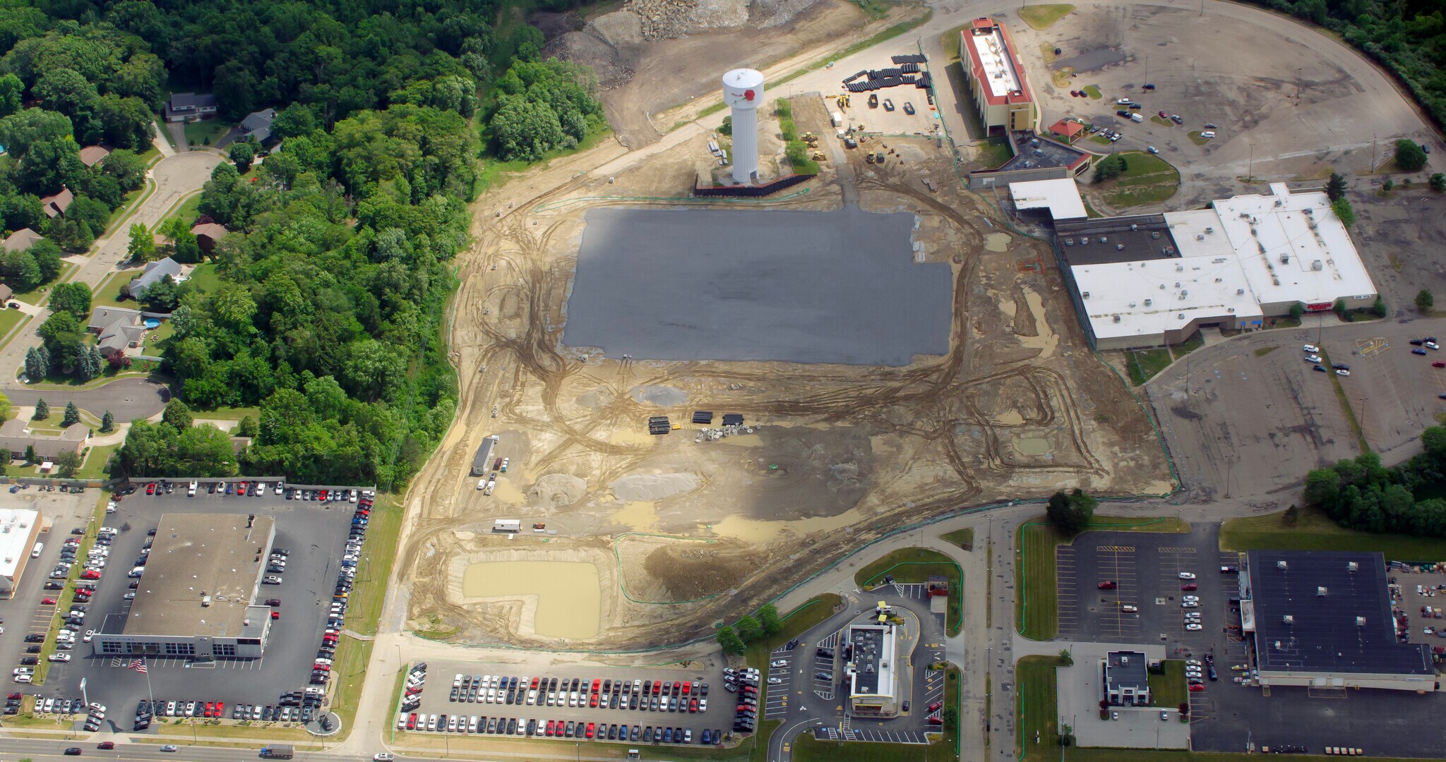 2500 W State St, Alliance, OH for lease Primary Photo- Image 1 of 7