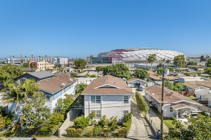 3927 W 105th St, Inglewood, CA for sale - Building Photo - Image 1 of 1