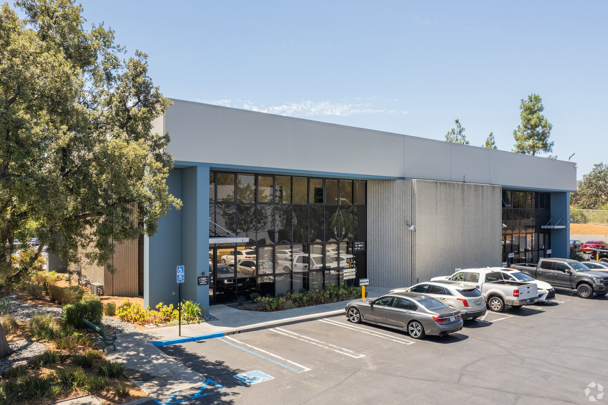 5126 Clareton Dr, Agoura Hills, CA for lease Primary Photo- Image 1 of 6