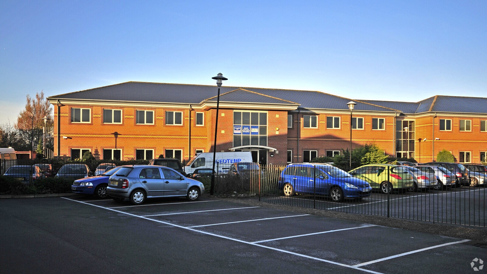 Rivermead Ct, Clevedon, AVN BS21 6TH