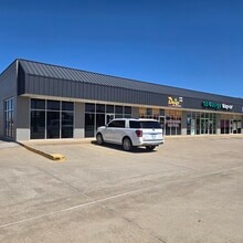 435-447 SW 89th St, Oklahoma City, OK for lease Building Photo- Image 1 of 9