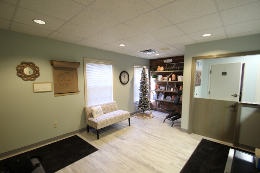 3575 Reserve Commons Dr, Medina, OH for lease - Interior Photo - Image 3 of 20