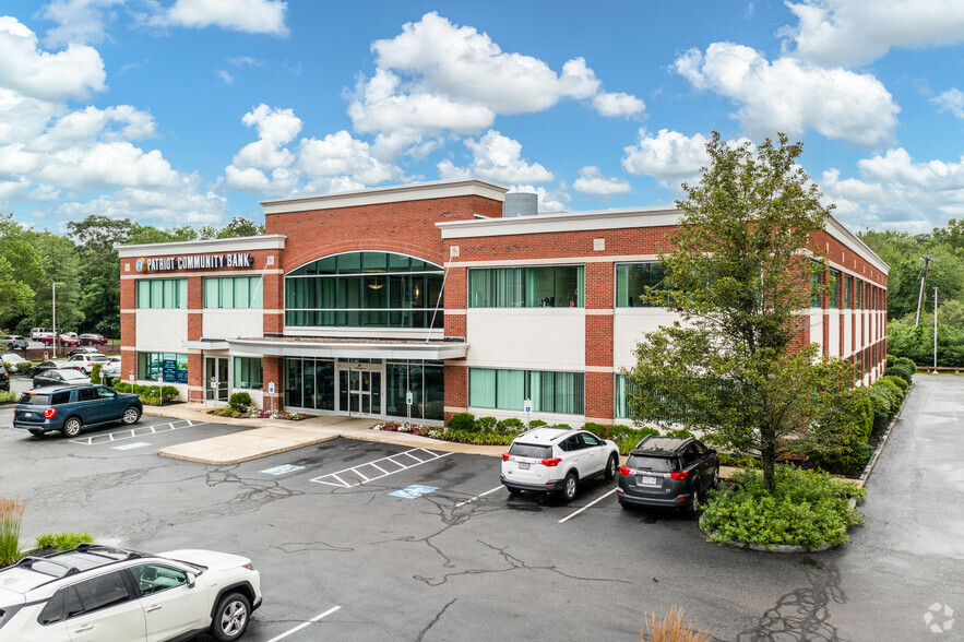 237 Lexington St, Woburn, MA for lease - Building Photo - Image 1 of 6