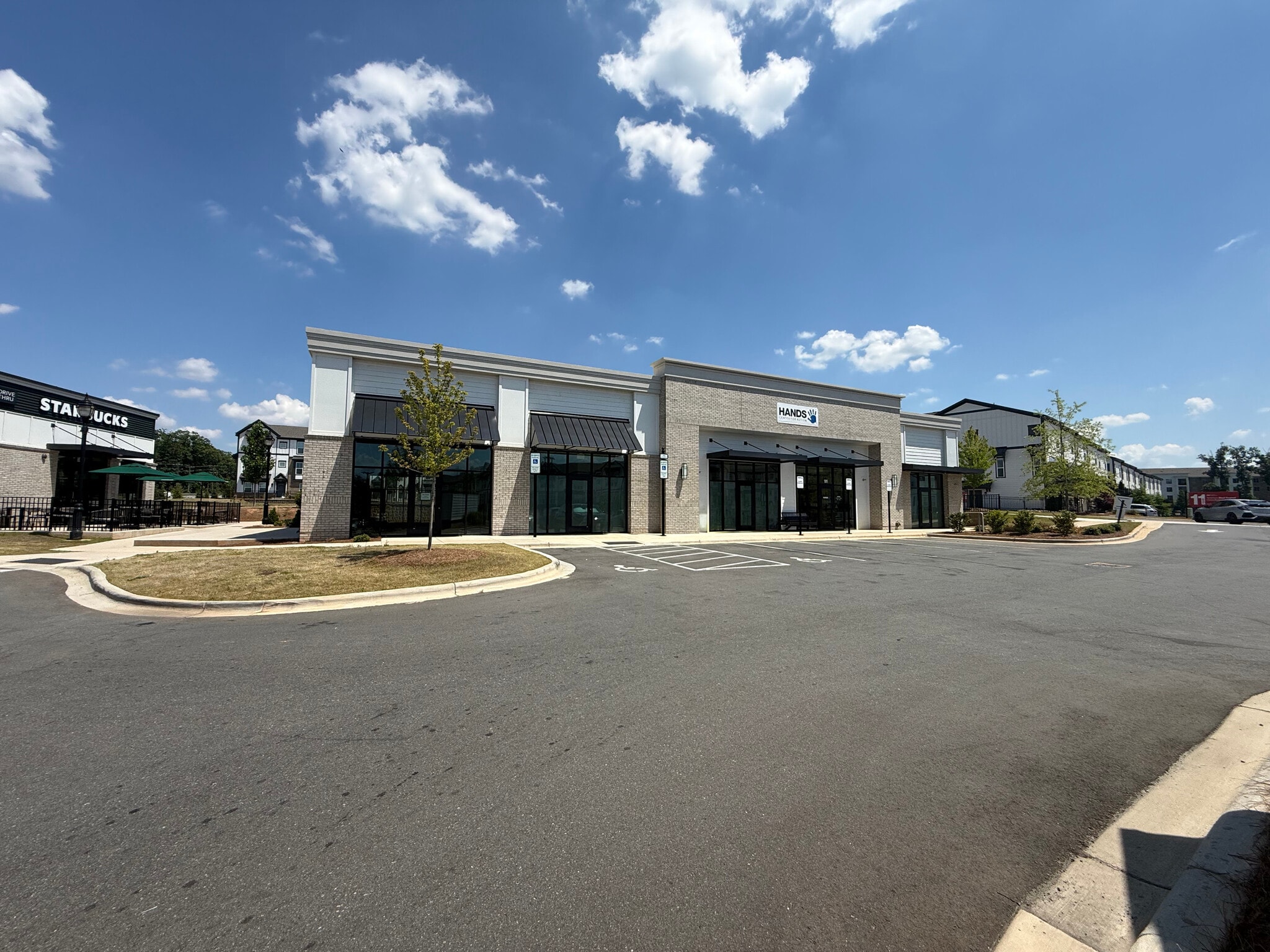 3021 Stelfox - Unit D1 st, Charlotte, NC for lease Interior Photo- Image 1 of 5