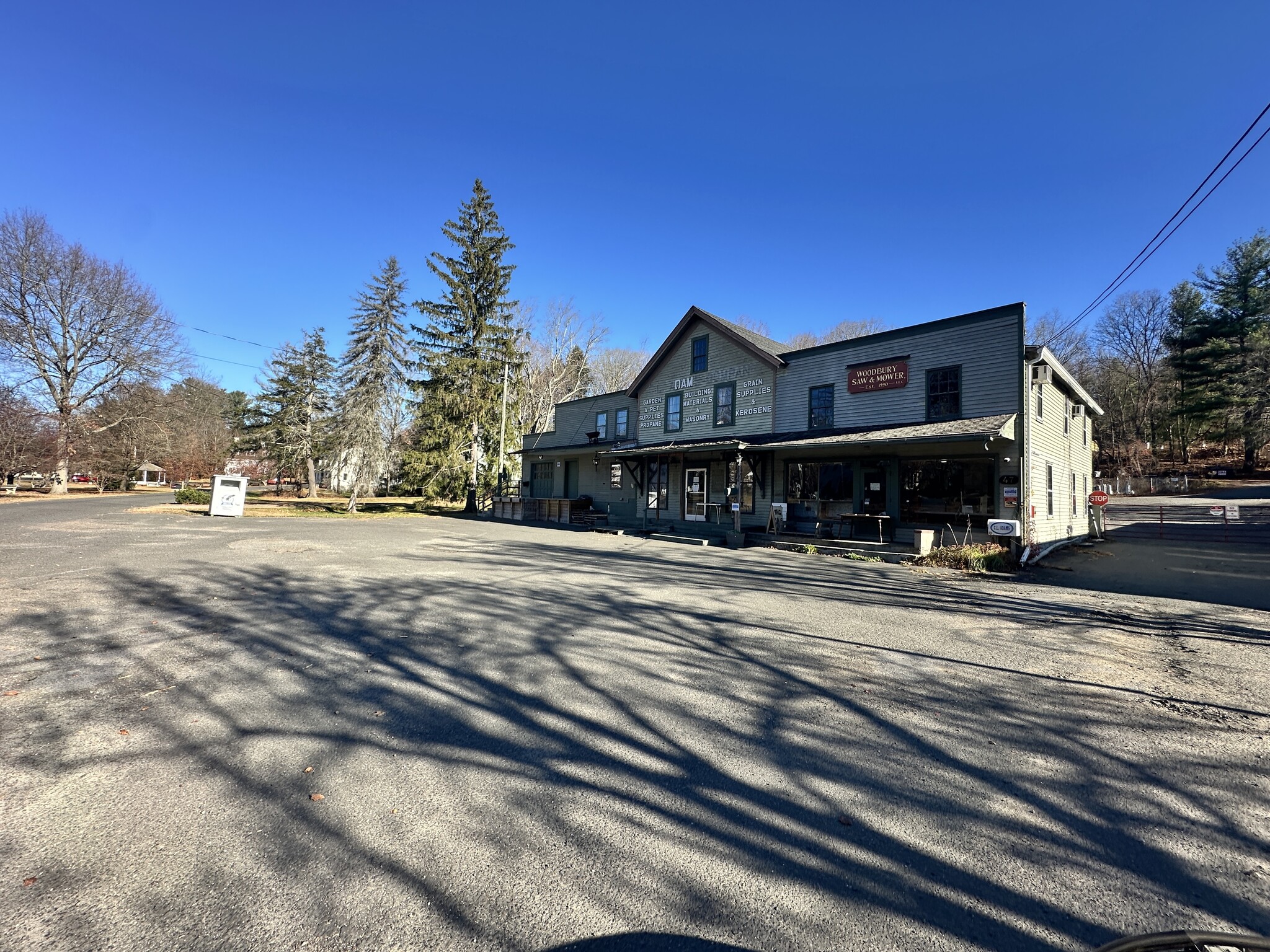 47 Main St S, Woodbury, CT for lease Building Photo- Image 1 of 4