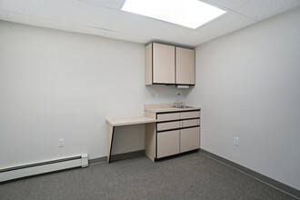 160 N State Rd, Briarcliff Manor, NY for lease Interior Photo- Image 1 of 9