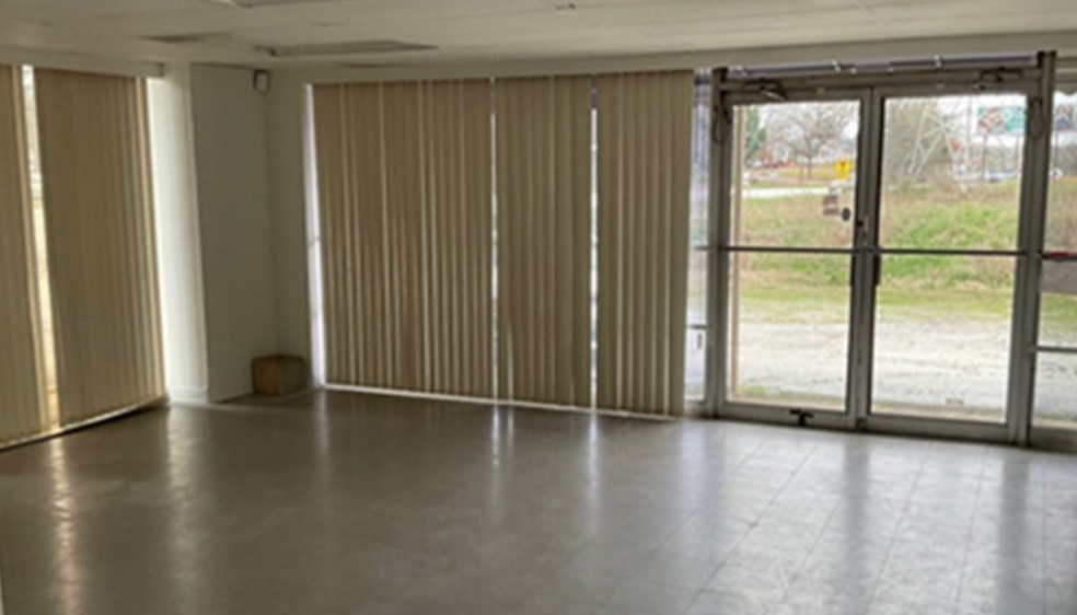 2251 S Pine St, Spartanburg, SC for lease - Interior Photo - Image 3 of 5