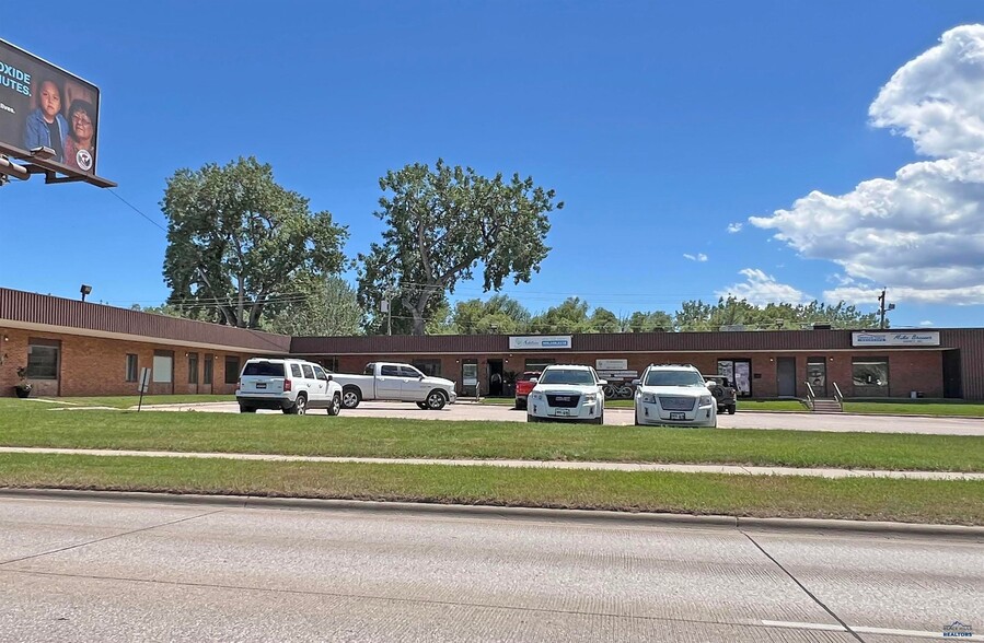 405 E Omaha St, Rapid City, SD for lease - Building Photo - Image 1 of 32