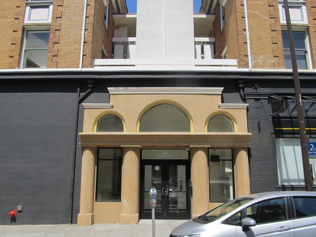 View Photo