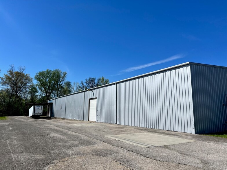 2700 Warehouse Rd, Owensboro, KY for sale - Primary Photo - Image 1 of 1