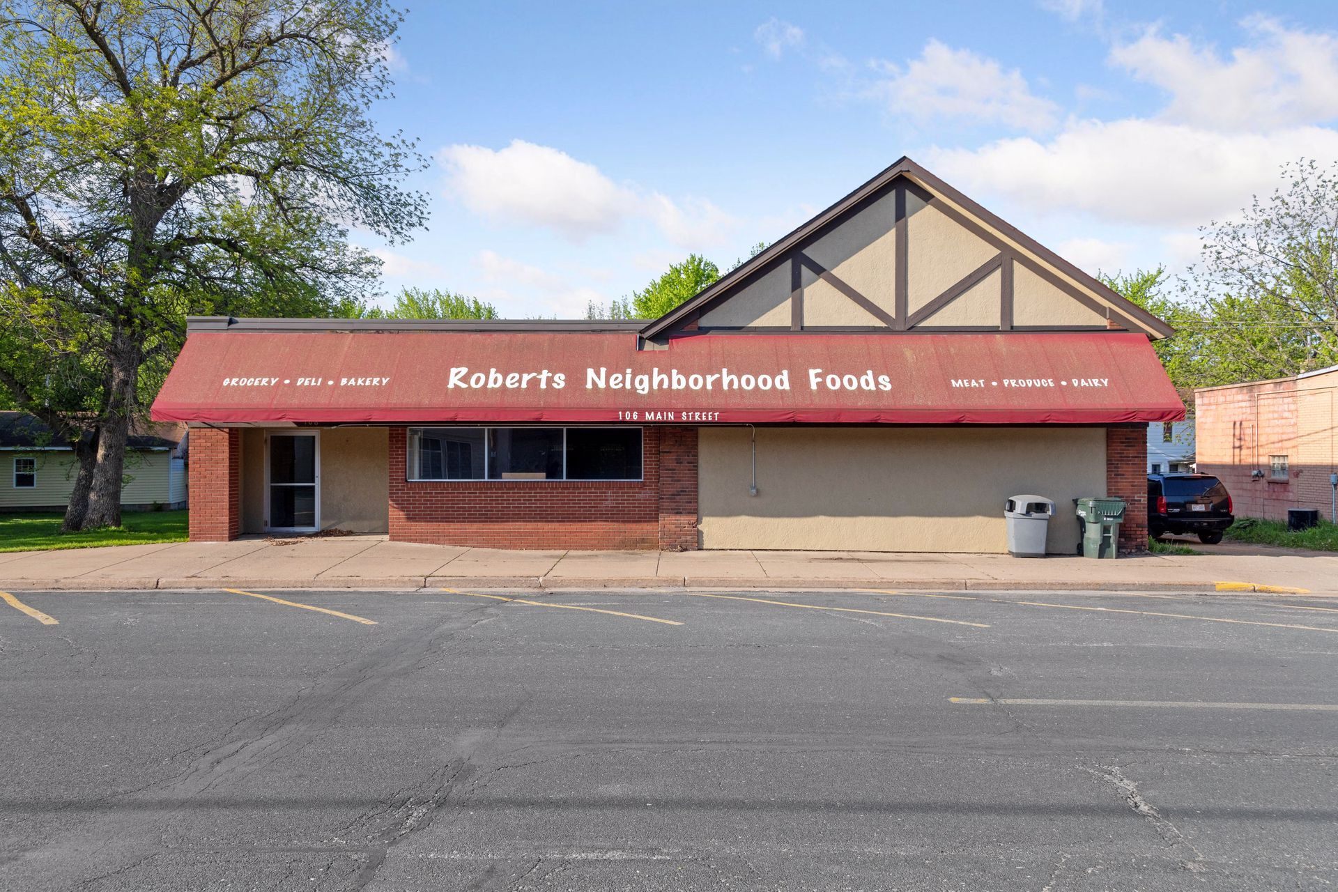 106 W Main St, Roberts, WI for sale Building Photo- Image 1 of 1