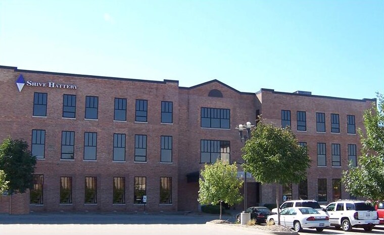 1701 River Dr, Moline, IL for sale Building Photo- Image 1 of 1