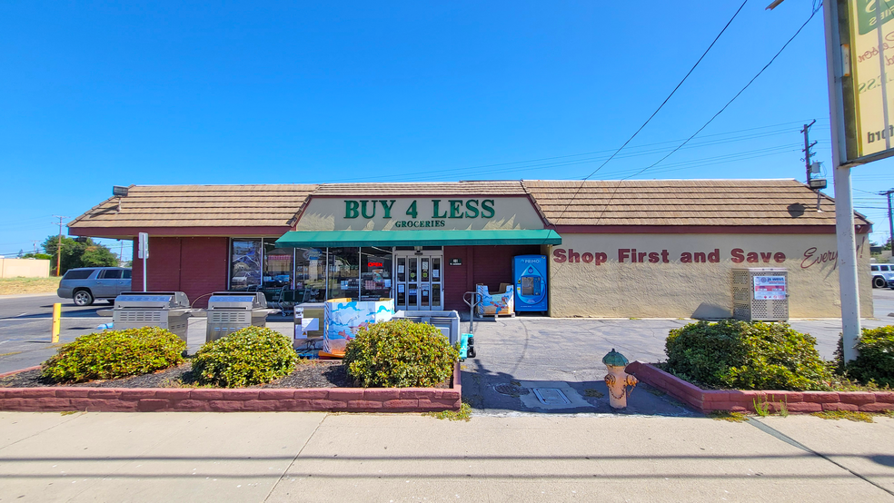 401 W Lockeford St, Lodi, CA for sale - Building Photo - Image 1 of 10