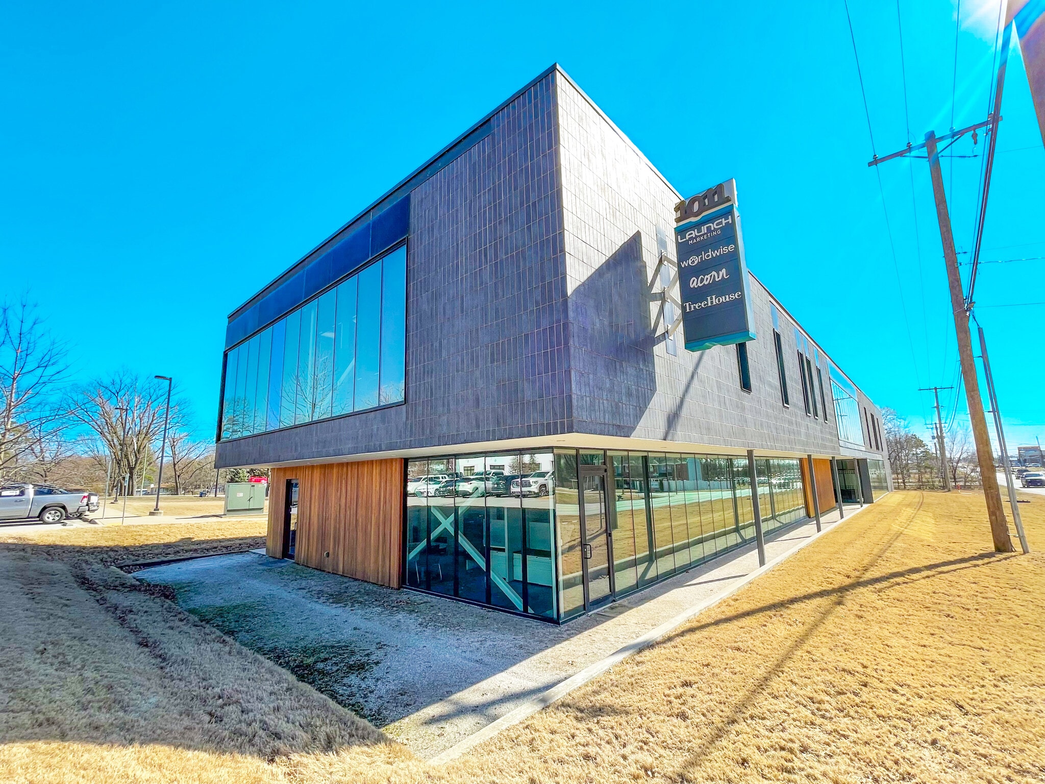 1011 SW A St, Bentonville, AR for lease Building Photo- Image 1 of 5