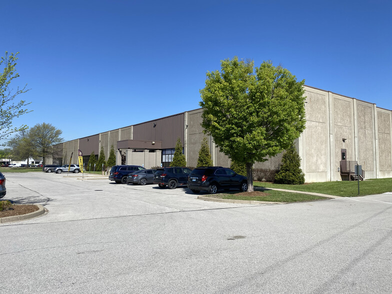 8203 National Tpke, Louisville, KY 40214 - 55,440 SF Industrial ...