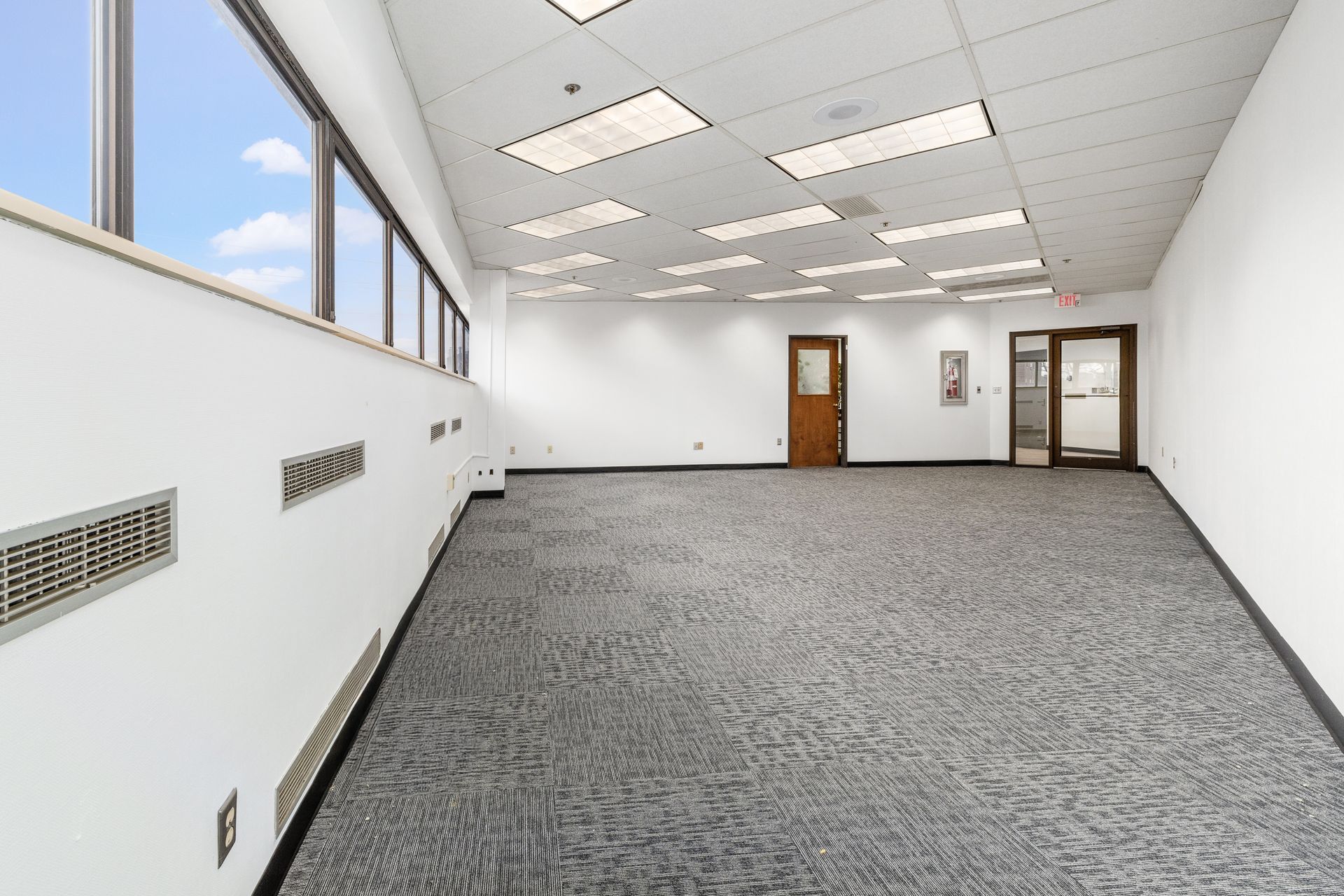 68 W Church St, Newark, OH for lease Building Photo- Image 1 of 2