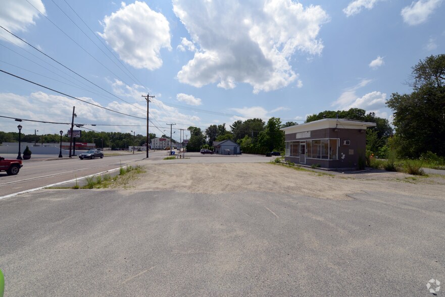 310320 Pulaski Blvd, Bellingham, MA 02019