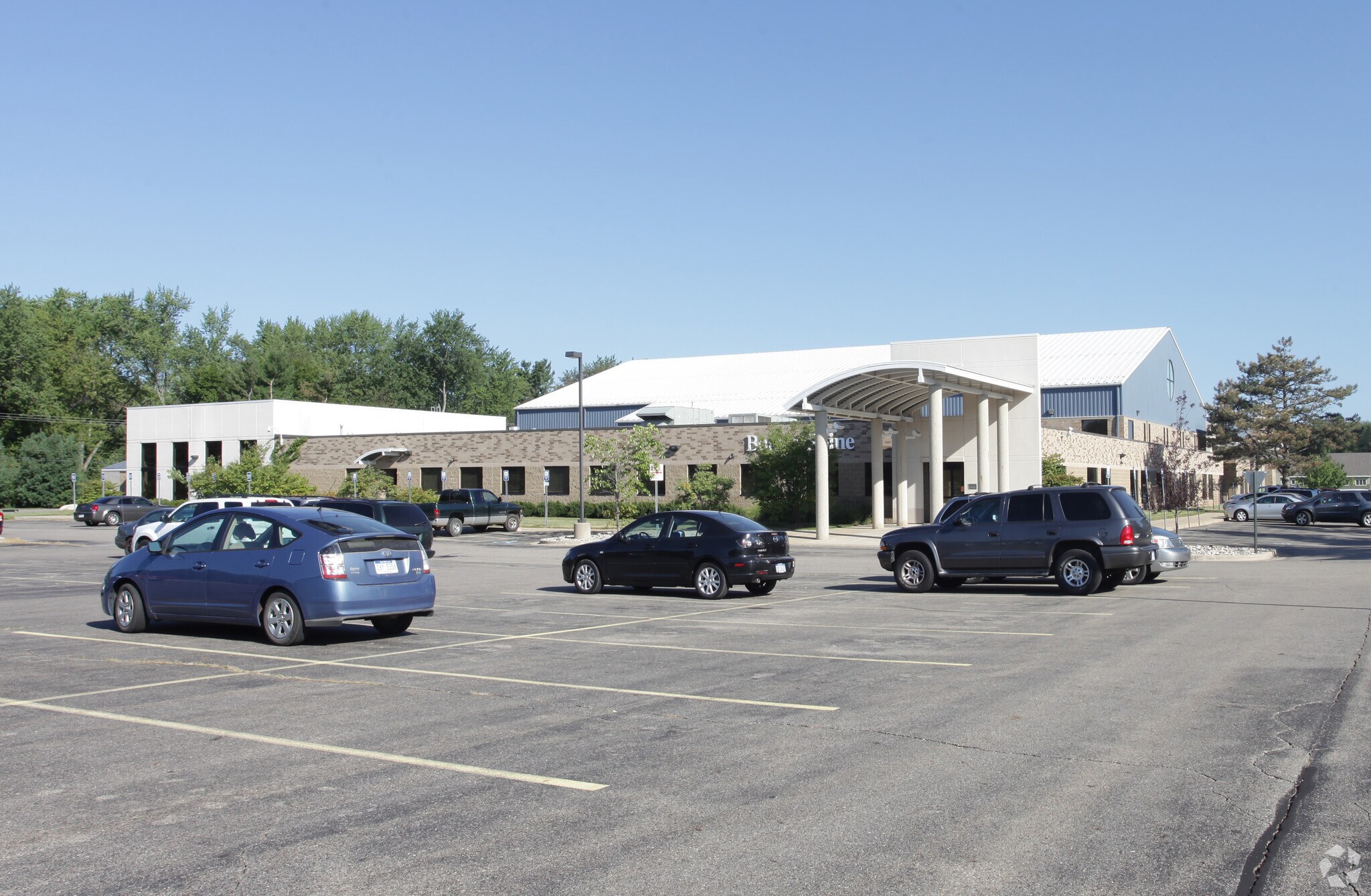 3025 Gull Rd, Kalamazoo, MI for sale Primary Photo- Image 1 of 1