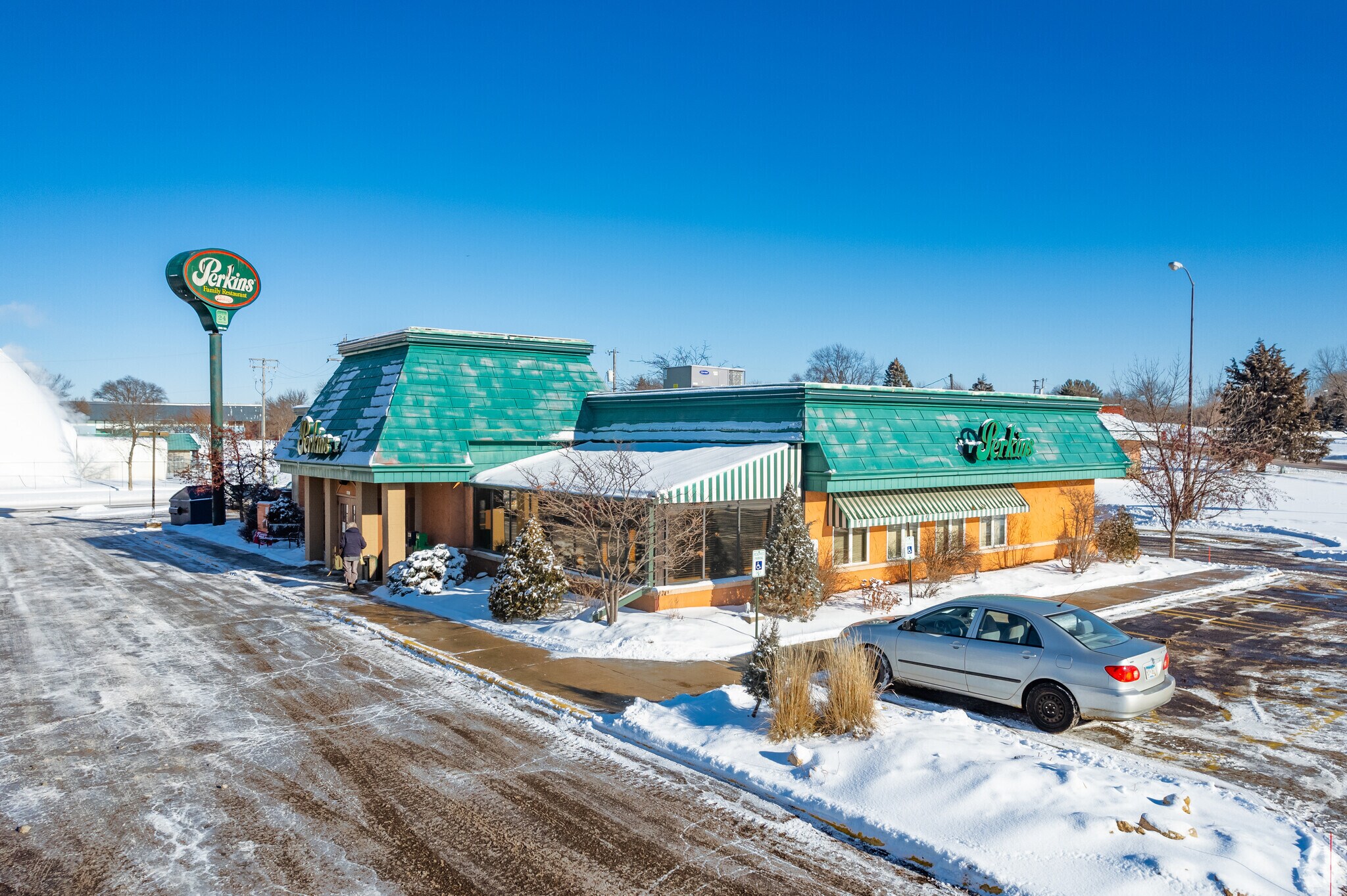 1829 N Saint Paul Rd E, Maplewood, MN 55109