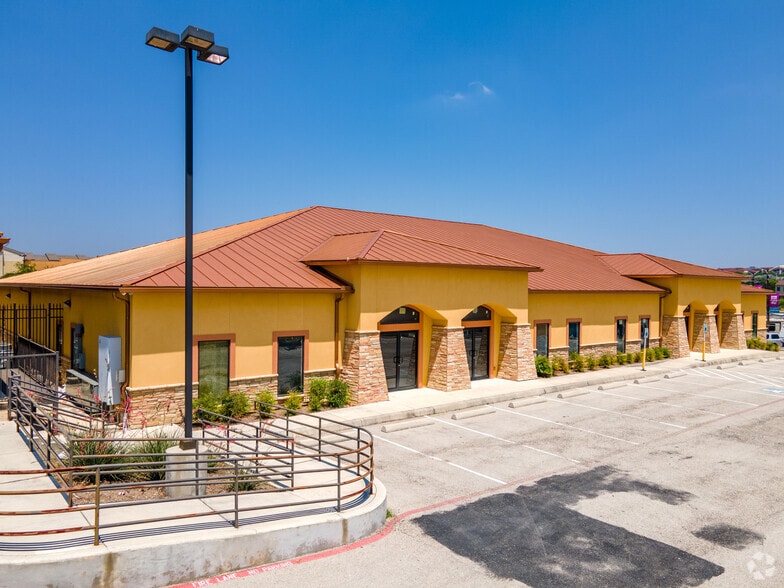 Veterans & Wellness Medical Portfolio portfolio of 4 properties for sale on LoopNet.com - Primary Photo - Image 2 of 4