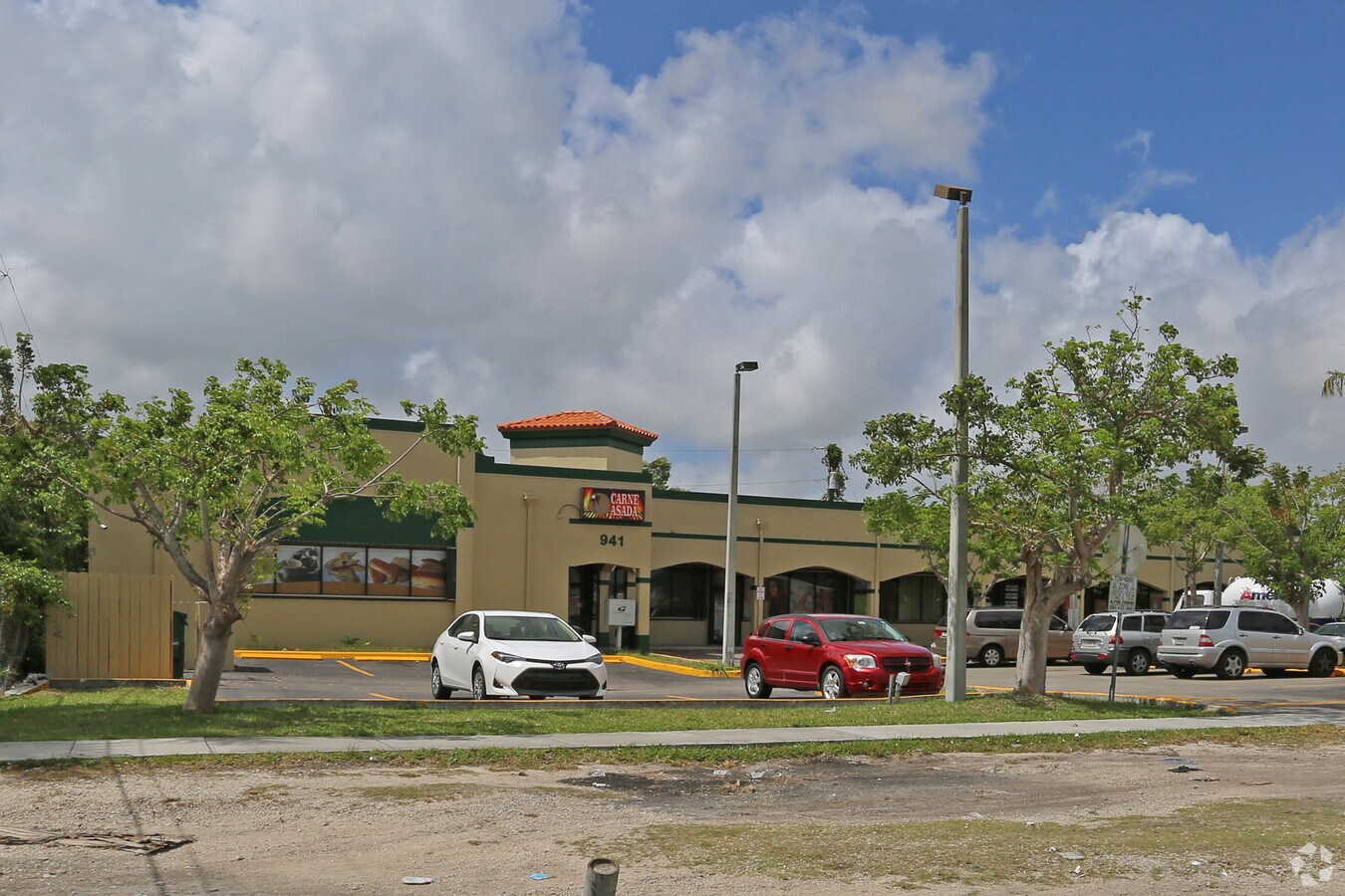 941 W Palm Dr, Homestead, FL 33034