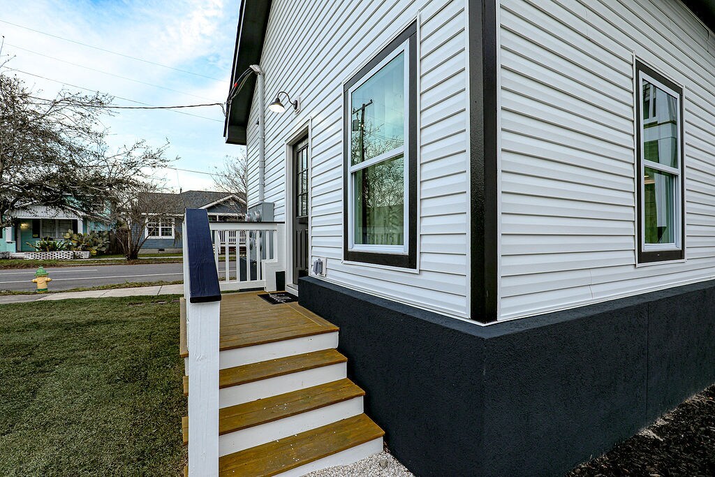 View Photo