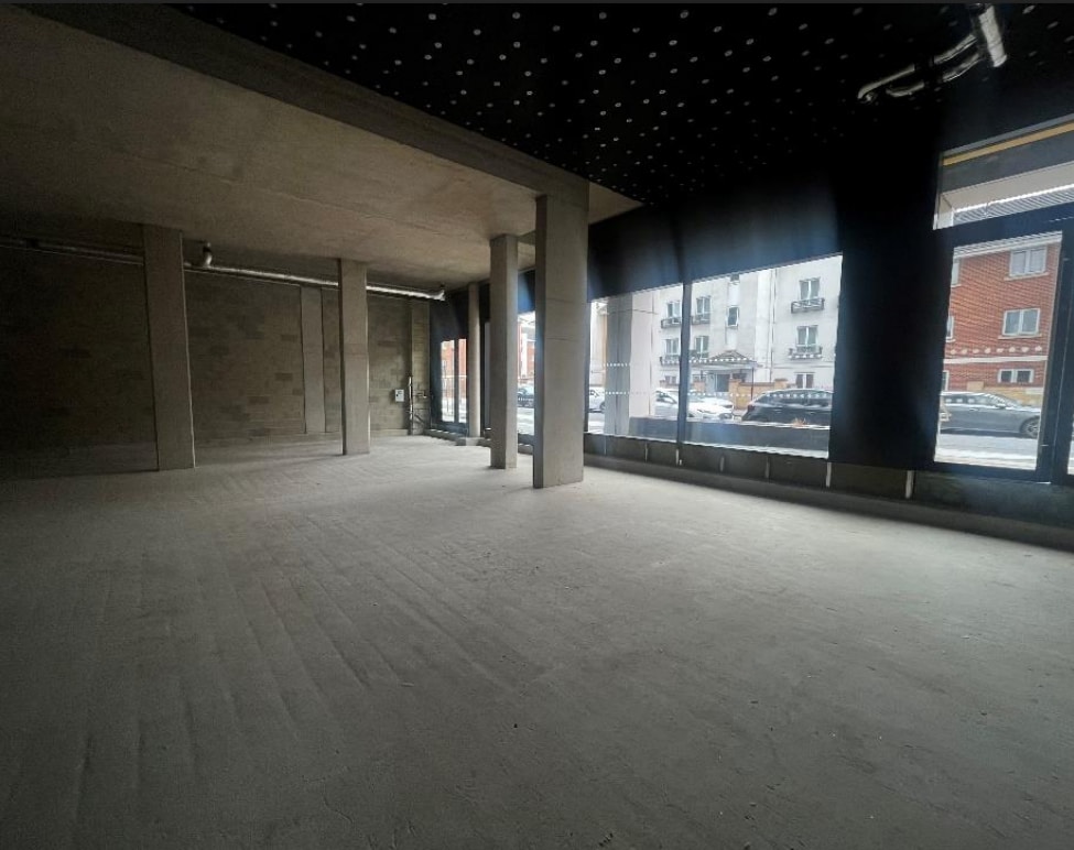 119 Felixstowe Rd, London for lease Interior Photo- Image 1 of 2