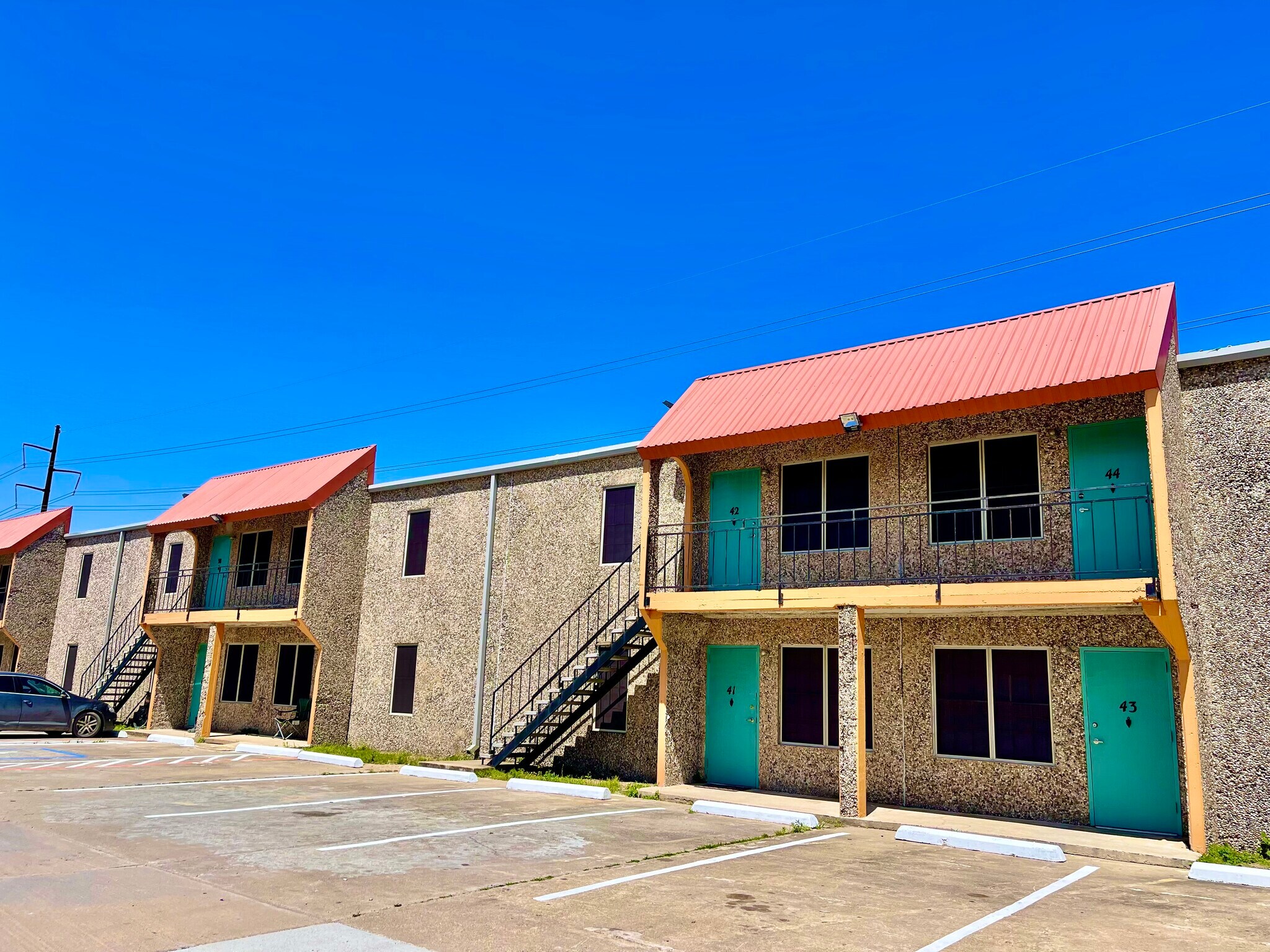 205 N Columbia, West Columbia, TX for sale Building Photo- Image 1 of 1