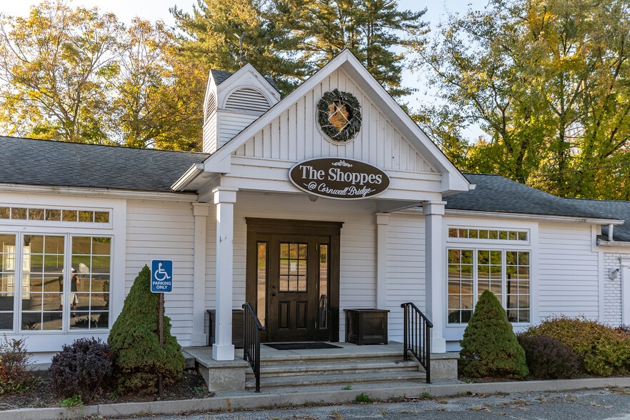 22 Kent Road, Cornwall Bridge, CT for sale - Building Photo - Image 2 of 51