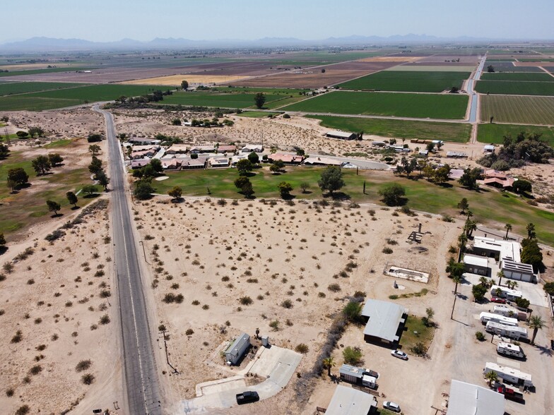 2 Acres W Wells Rd, Blythe, CA for sale - Building Photo - Image 2 of 10