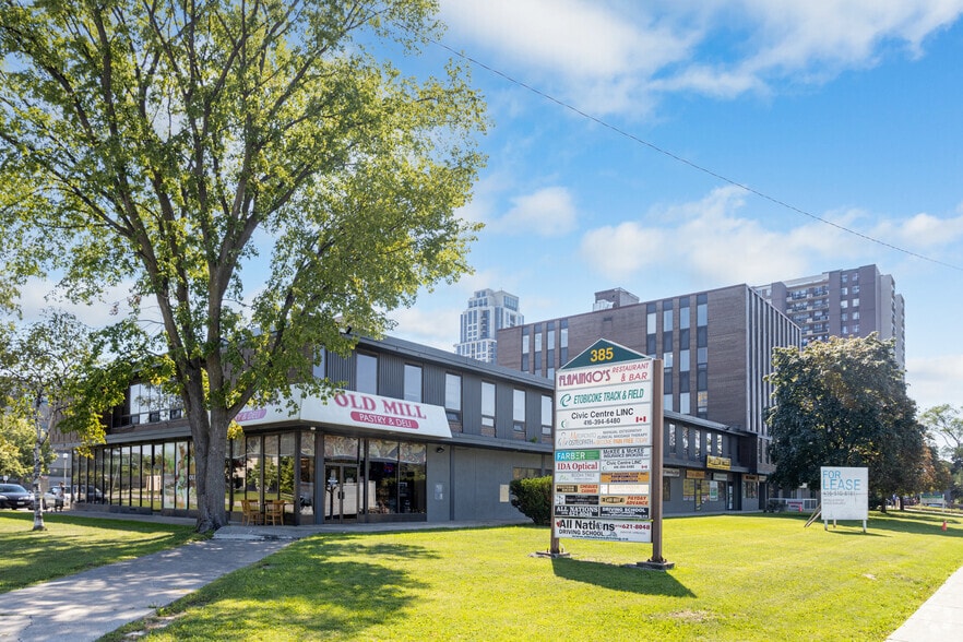 385 The West Mall, Toronto, ON for sale - Primary Photo - Image 1 of 1